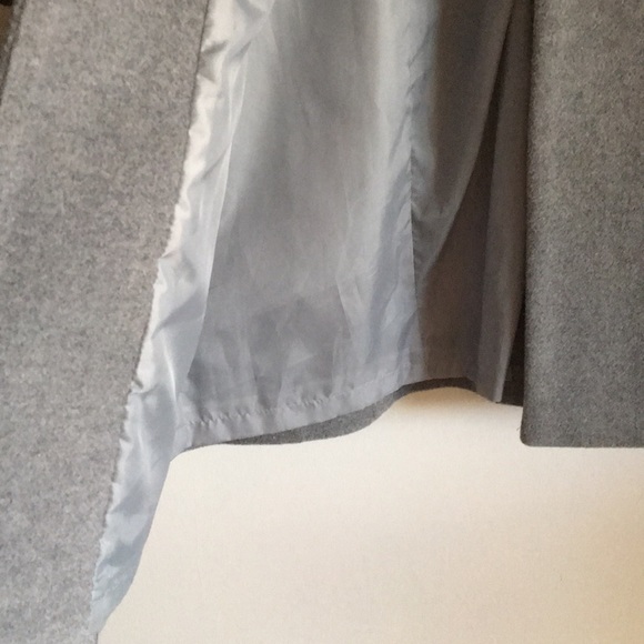 Coat - Picture 7 of 7